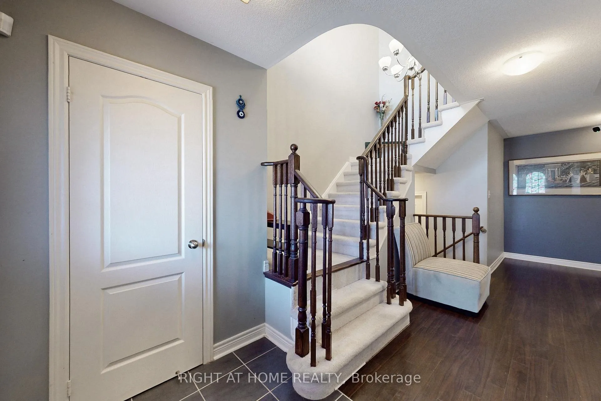 Photo 3 of 1373 Woodstream Avenue, Oshawa, Taunton — HOMEH