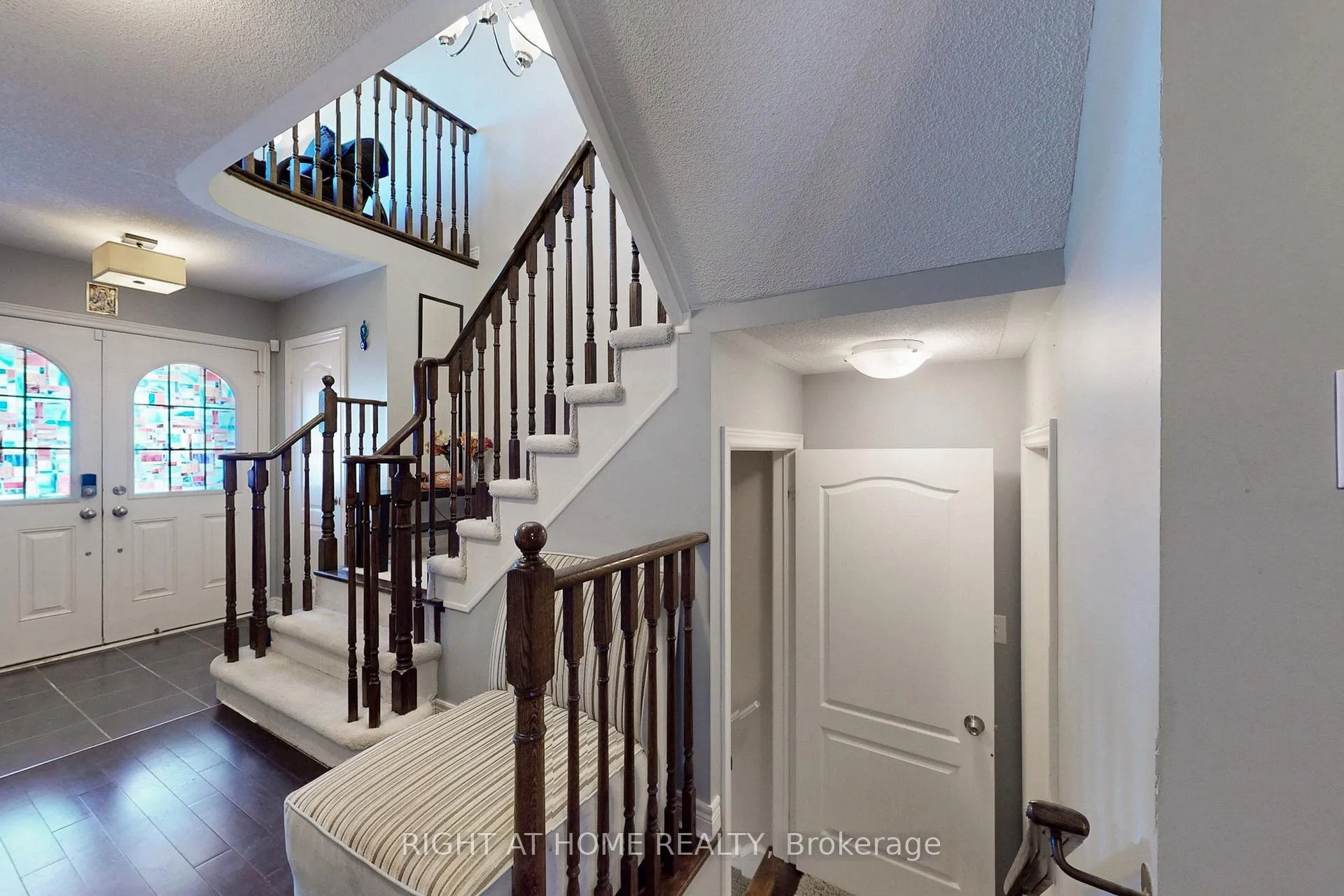 Photo 5 of 1373 Woodstream Avenue, Oshawa, Taunton — HOMEH