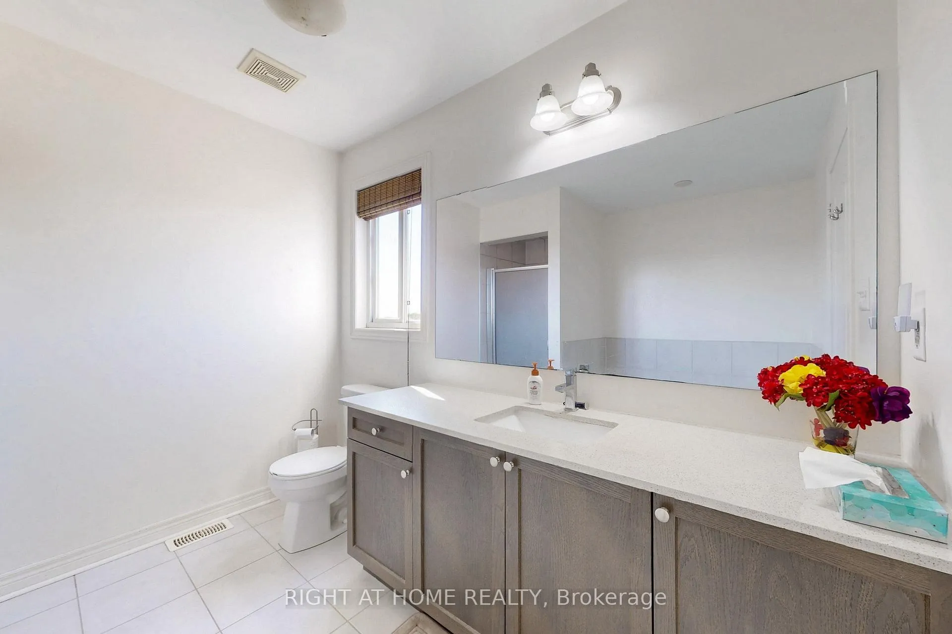 Photo 19 of 1373 Woodstream Avenue, Oshawa, Taunton — HOMEH