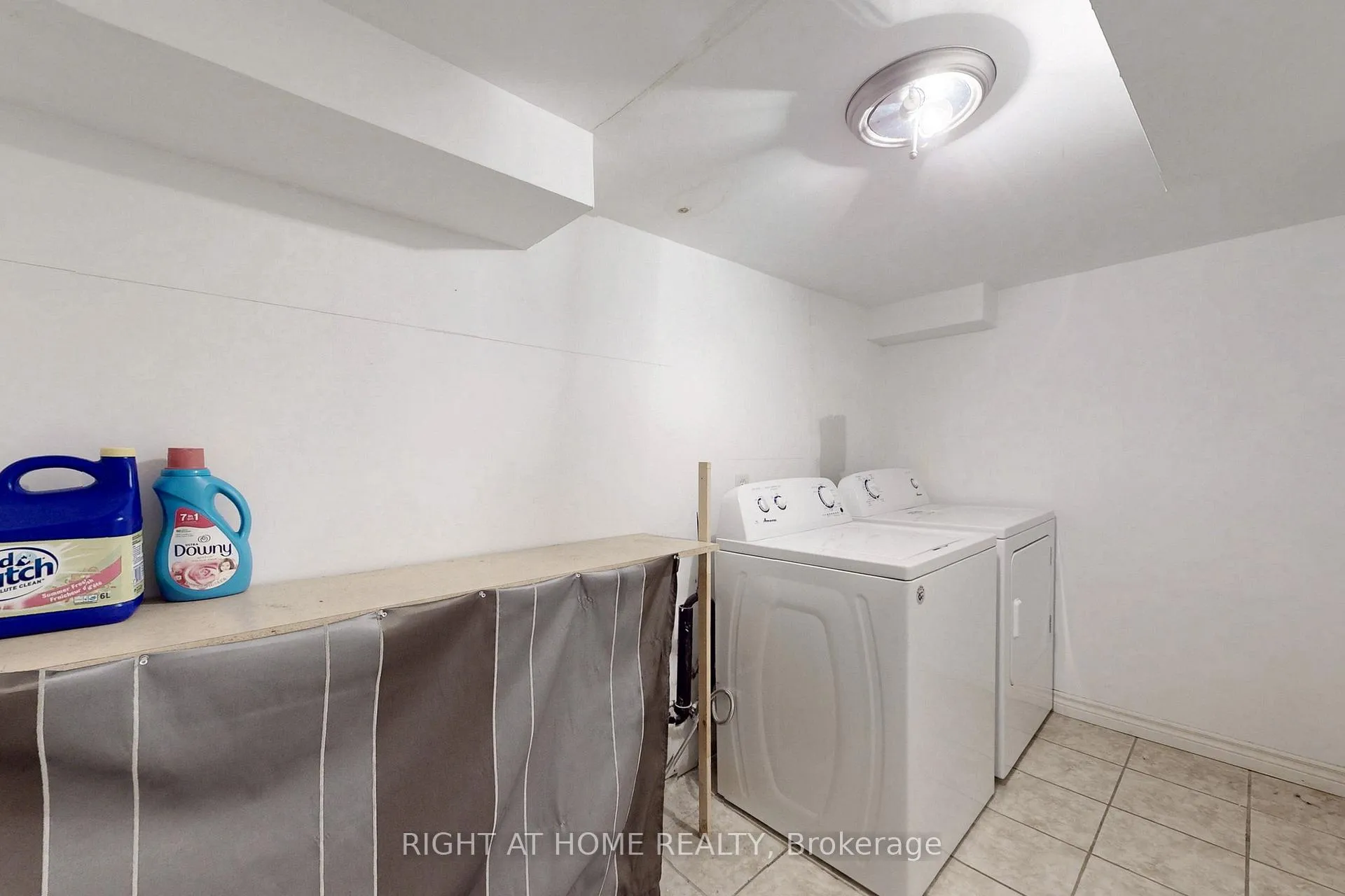 Photo 30 of 1373 Woodstream Avenue, Oshawa, Taunton — HOMEH