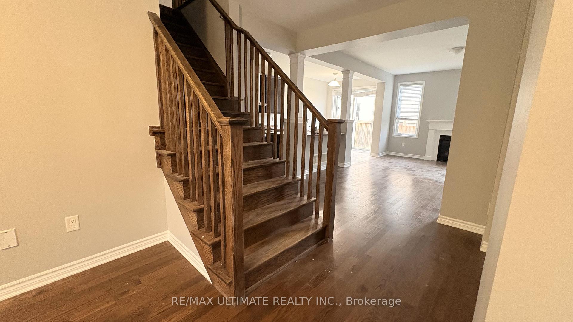 Photo 4 of 1441 Farmstead Drive, Milton, Ford — HOMEH
