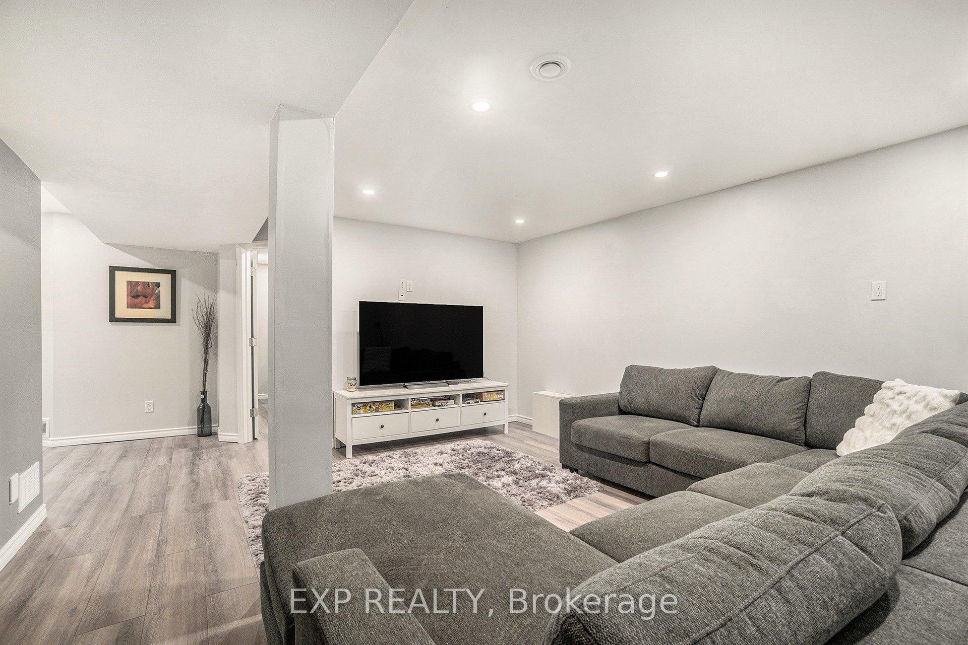 Photo 26 of 680 Mathieu Way, Ottawa, Fallingbrook/Pineridge — HOMEH