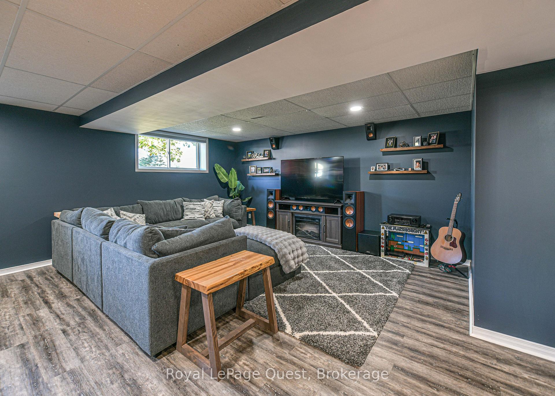 Photo 20 of 11 Goldie Drive, Orillia — HOMEH
