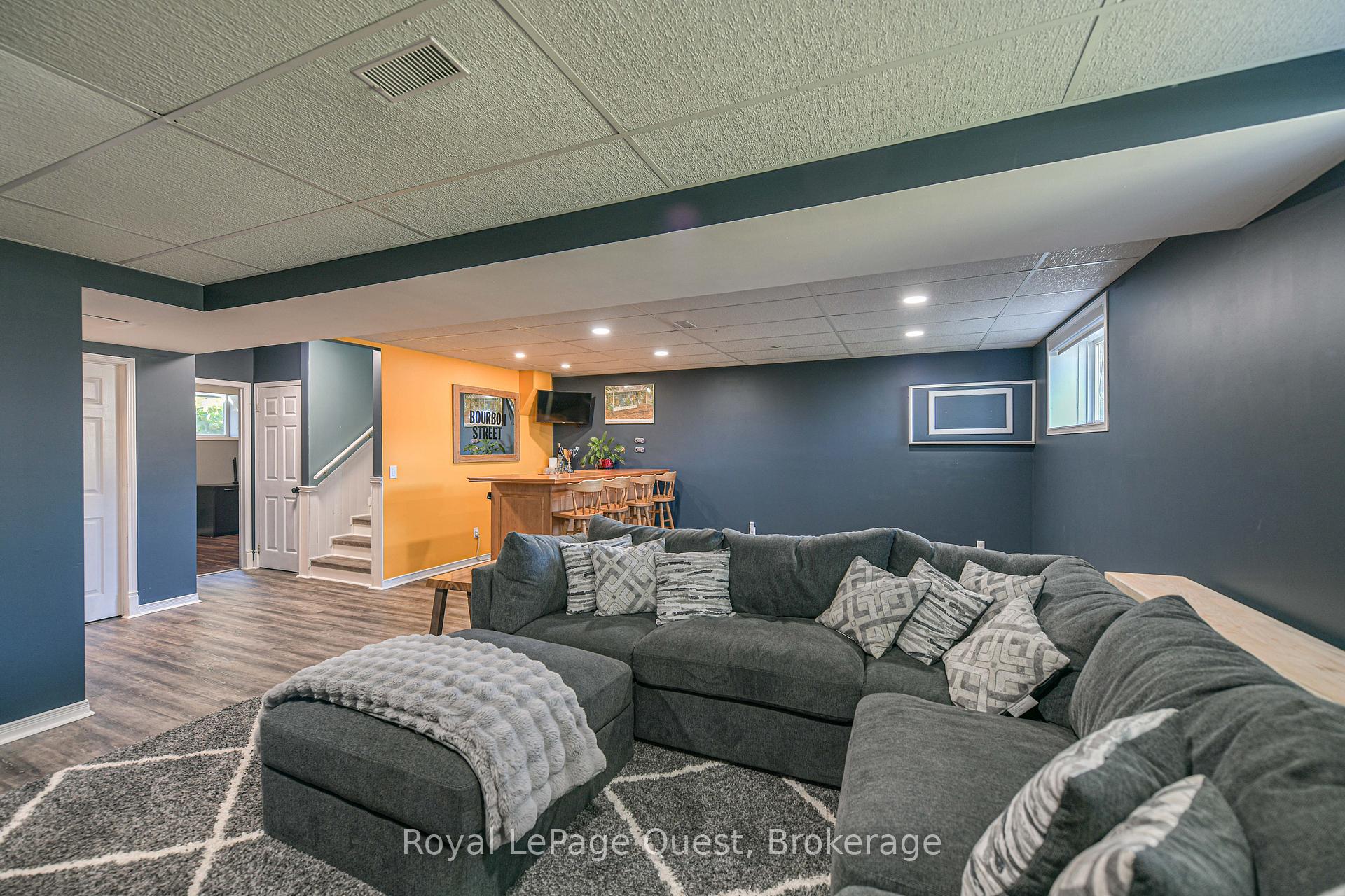 Photo 22 of 11 Goldie Drive, Orillia — HOMEH