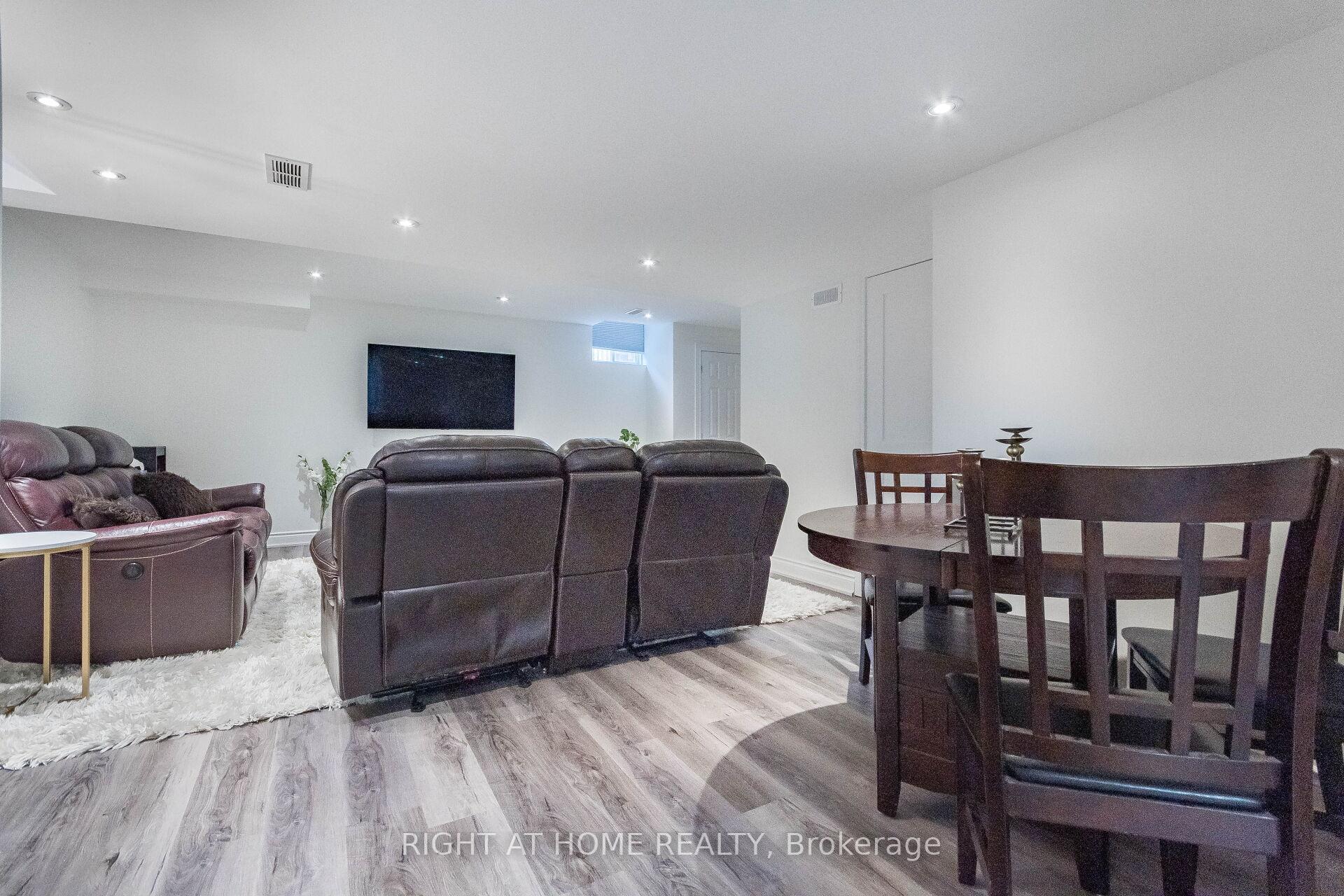Photo 20 of 319 Bussel Crescent N, Milton, Clarke — HOMEH