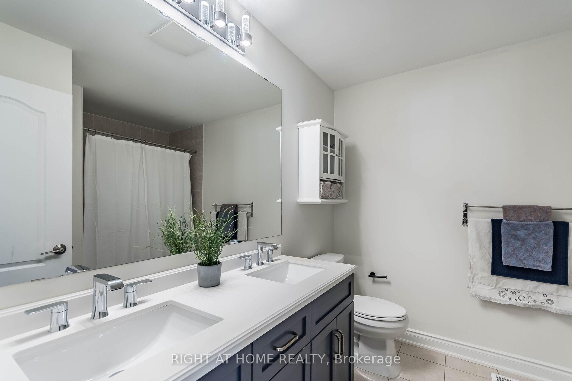Photo 7 of 319 Bussel Crescent N, Milton, Clarke — HOMEH