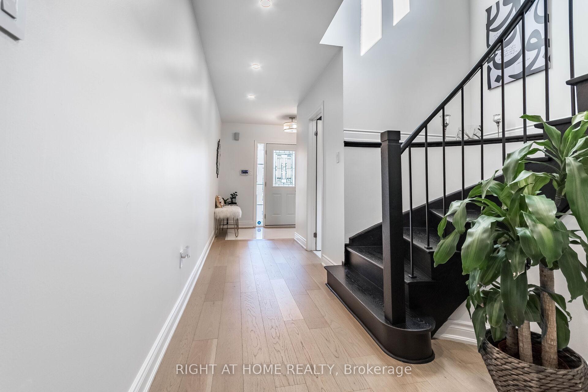 Photo 35 of 319 Bussel Crescent N, Milton, Clarke — HOMEH