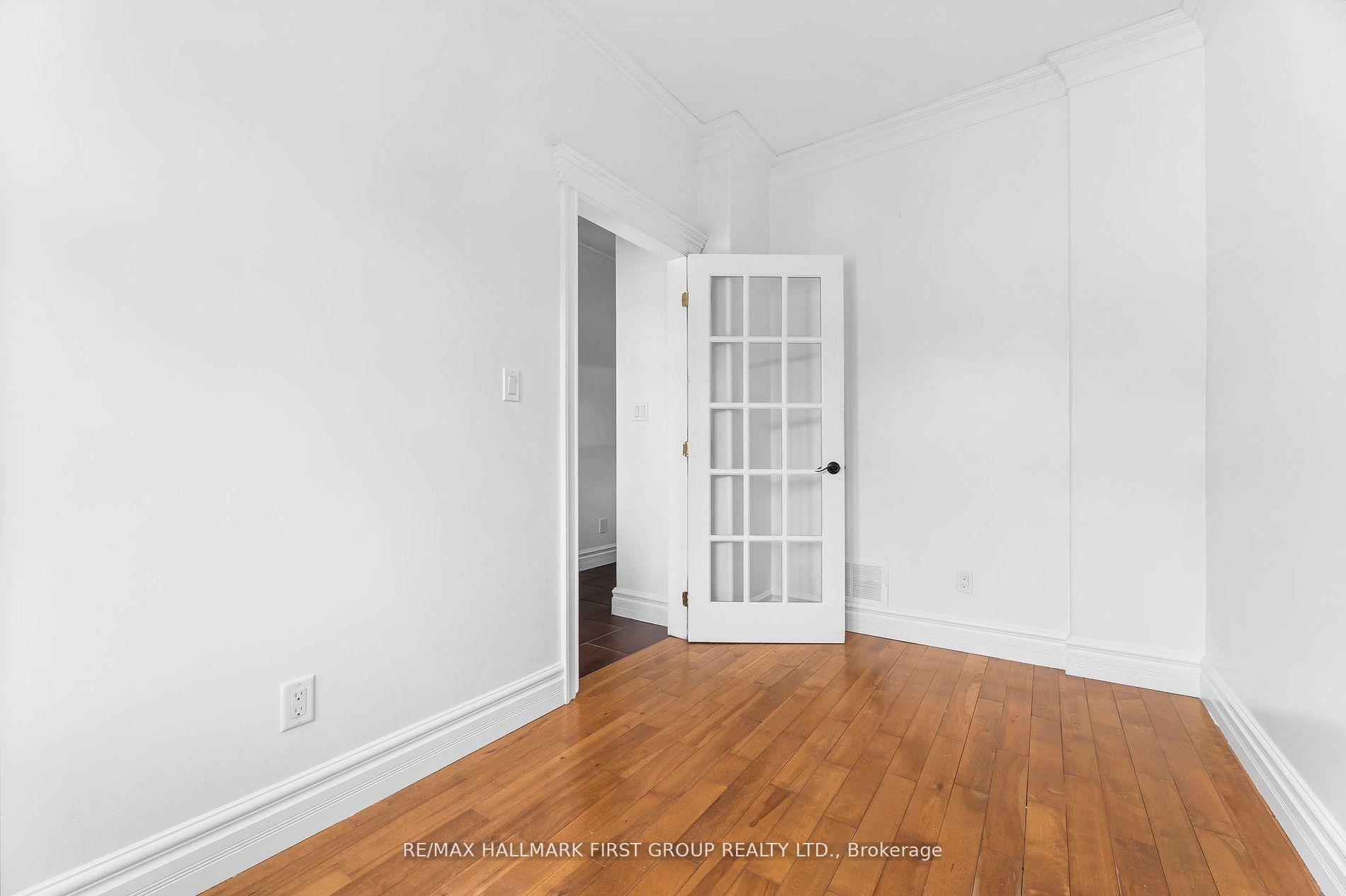 Photo 4 of 147 Tresane Street, Oshawa, Vanier — HOMEH