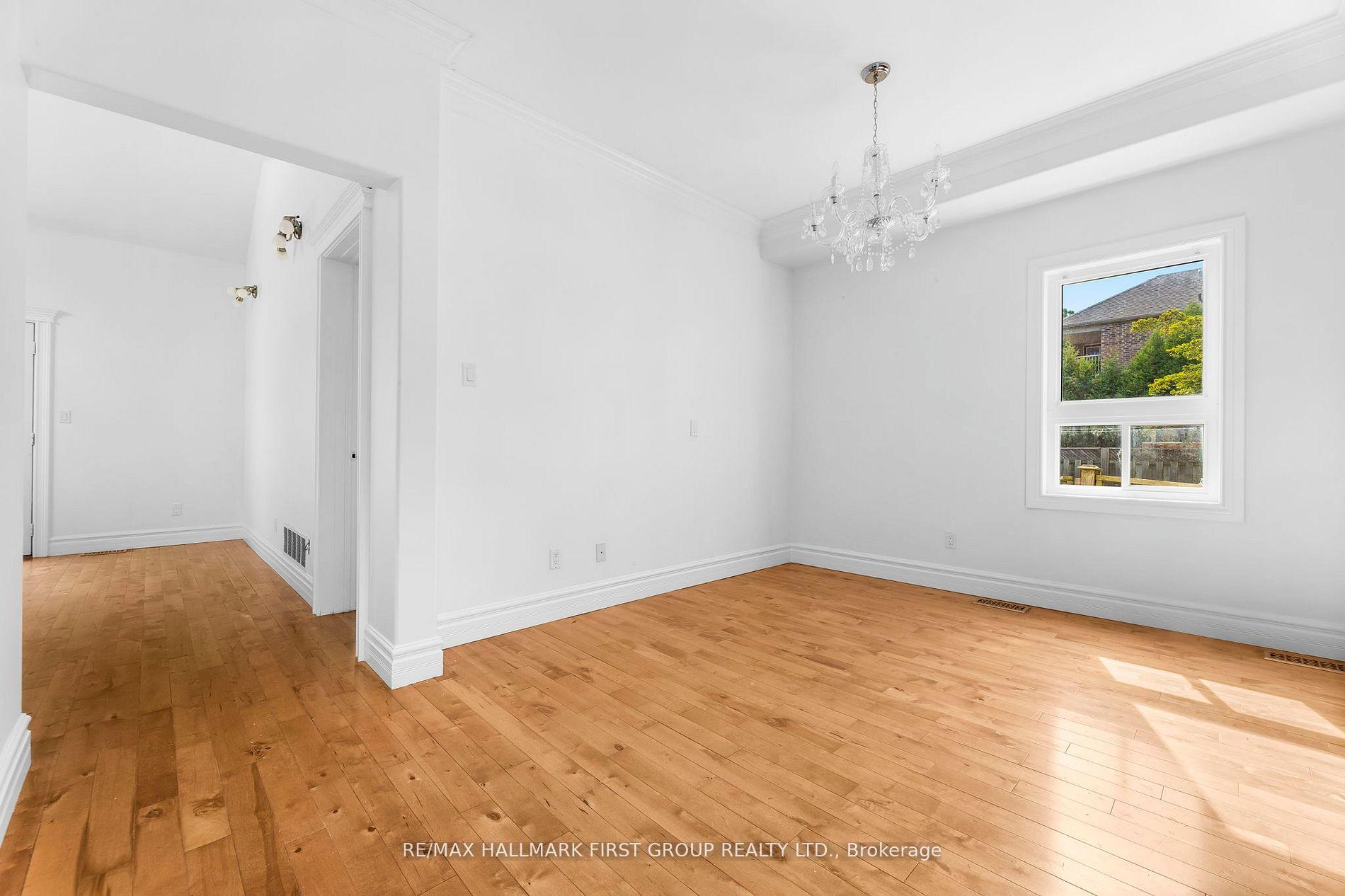 Photo 10 of 147 Tresane Street, Oshawa, Vanier — HOMEH