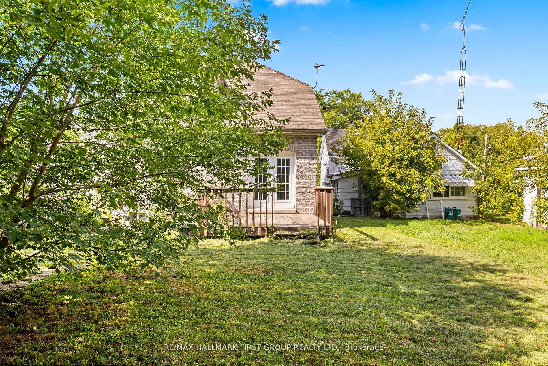 Photo 35 of 147 Tresane Street, Oshawa, Vanier — HOMEH