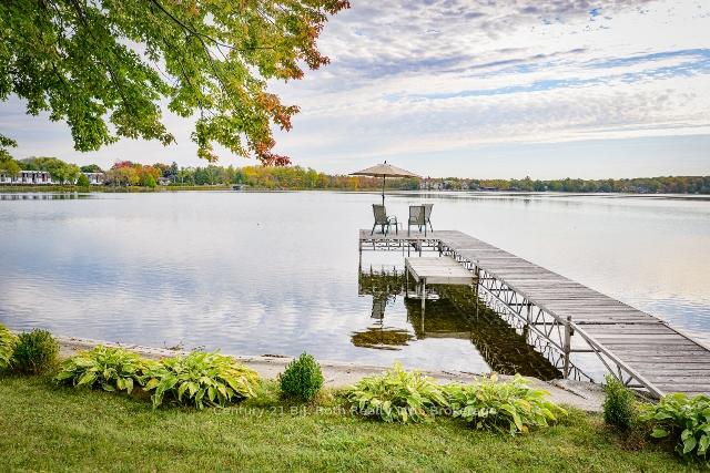 Photo 4 of 624 High Street, Orillia — HOMEH