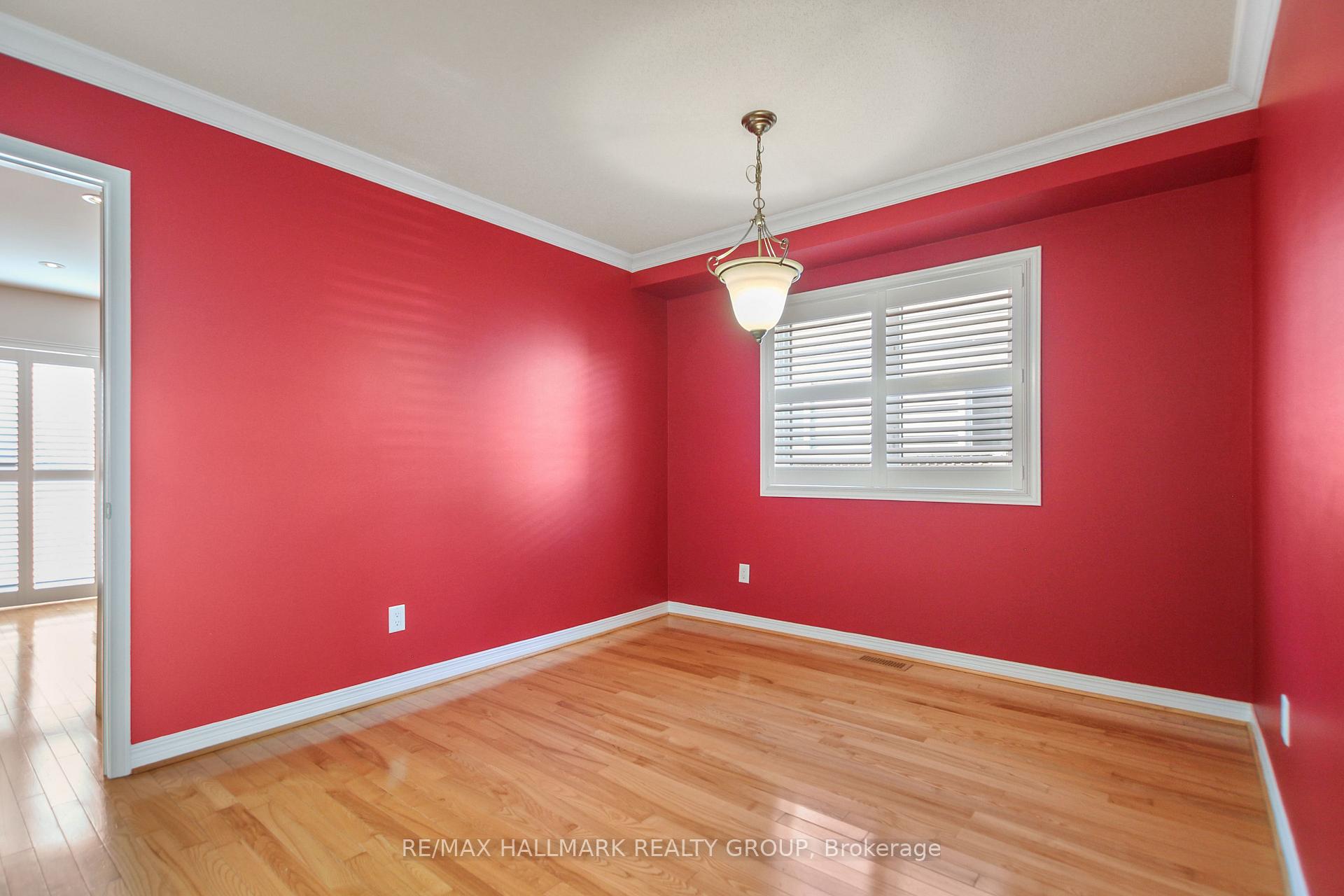 Photo 8 of 686 Mathieu Way, Ottawa, Fallingbrook/Pineridge — HOMEH