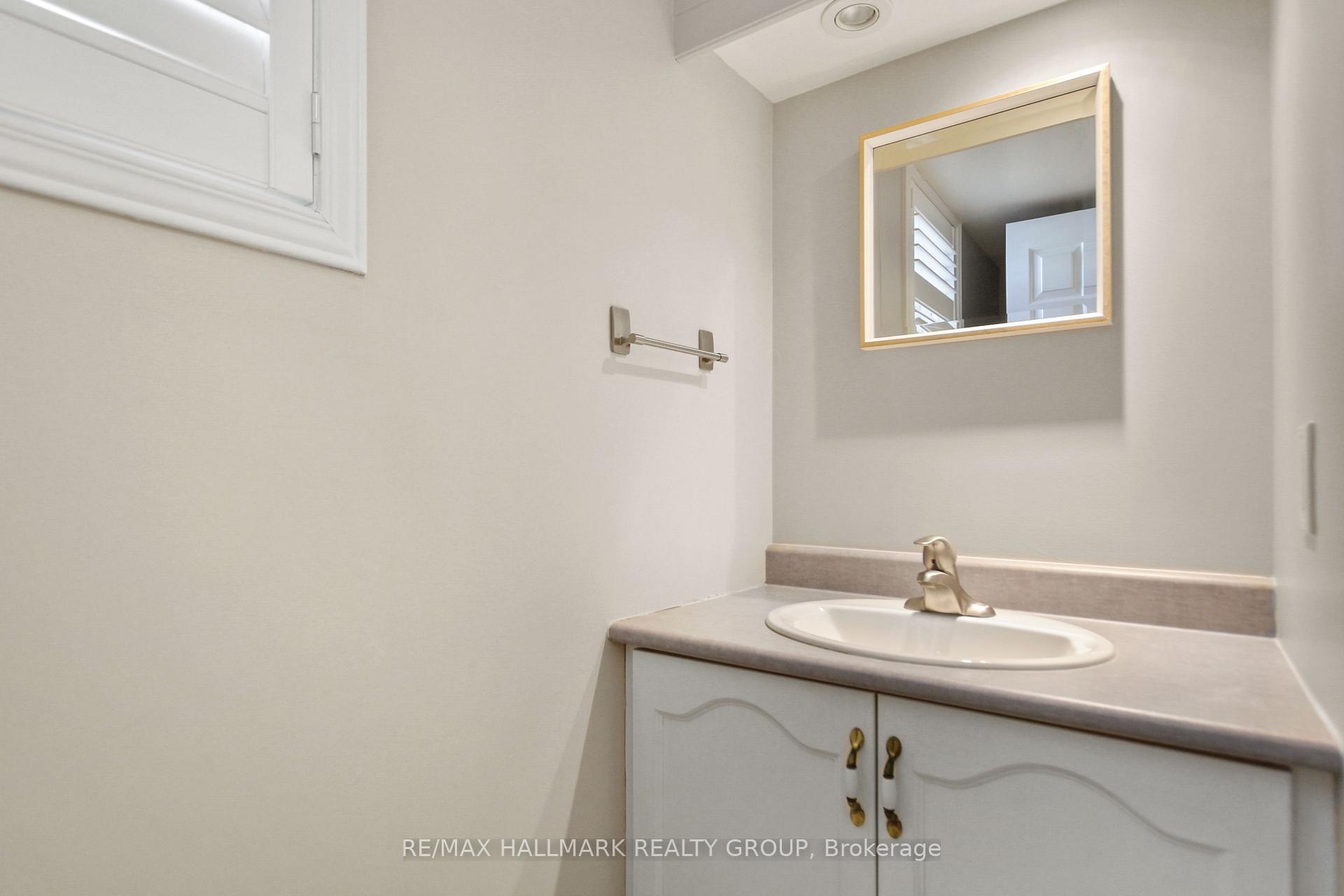 Photo 17 of 686 Mathieu Way, Ottawa, Fallingbrook/Pineridge — HOMEH