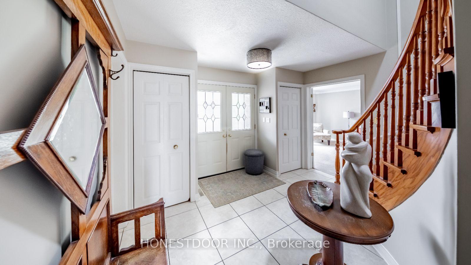 Photo 3 of 39 Forest Hill Crescent, Pelham, Fonthill — HOMEH
