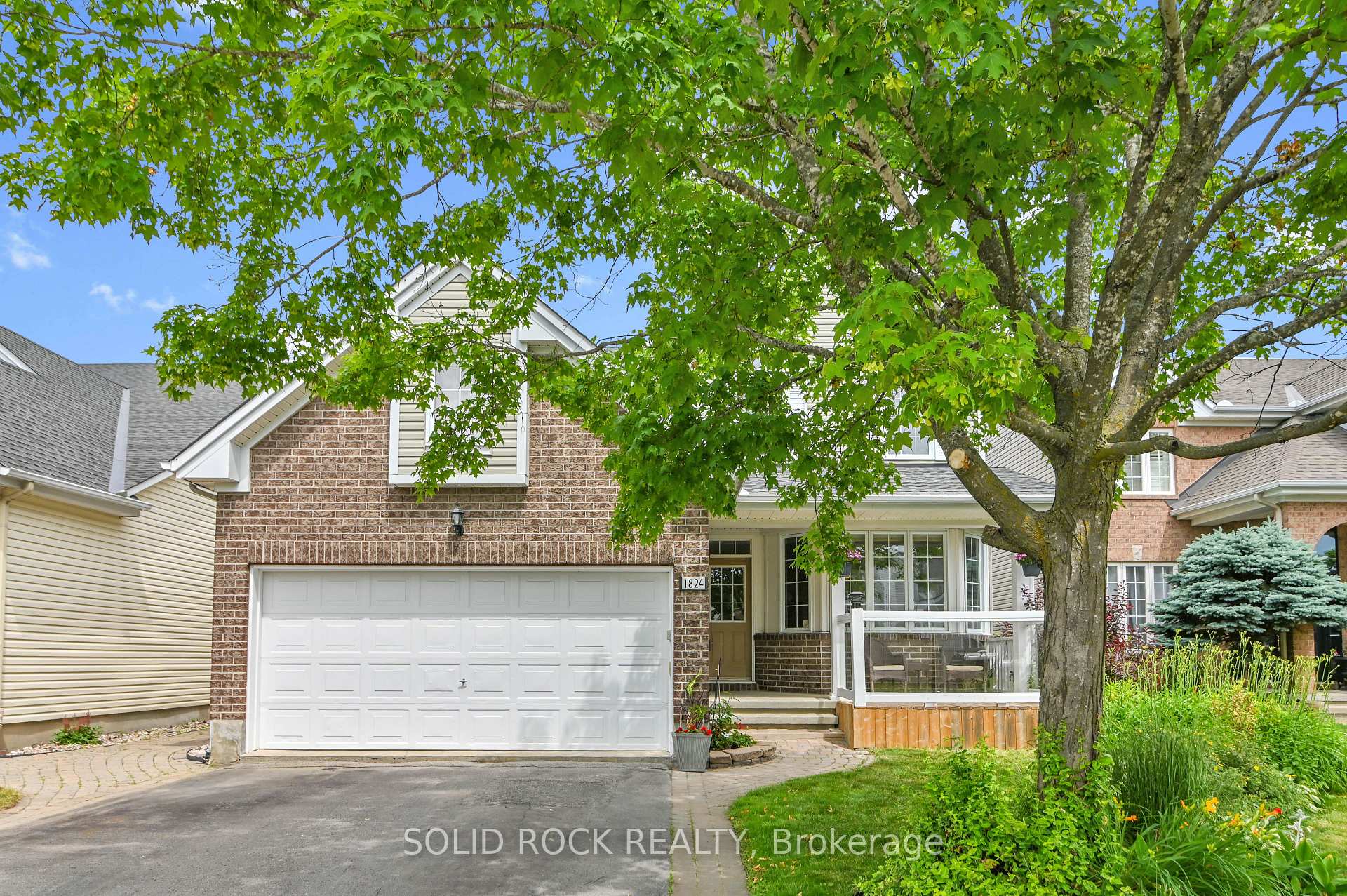 Photo 3 of 1824 McCallum Drive, Ottawa, Fallingbrook/Gardenway South — HOMEH