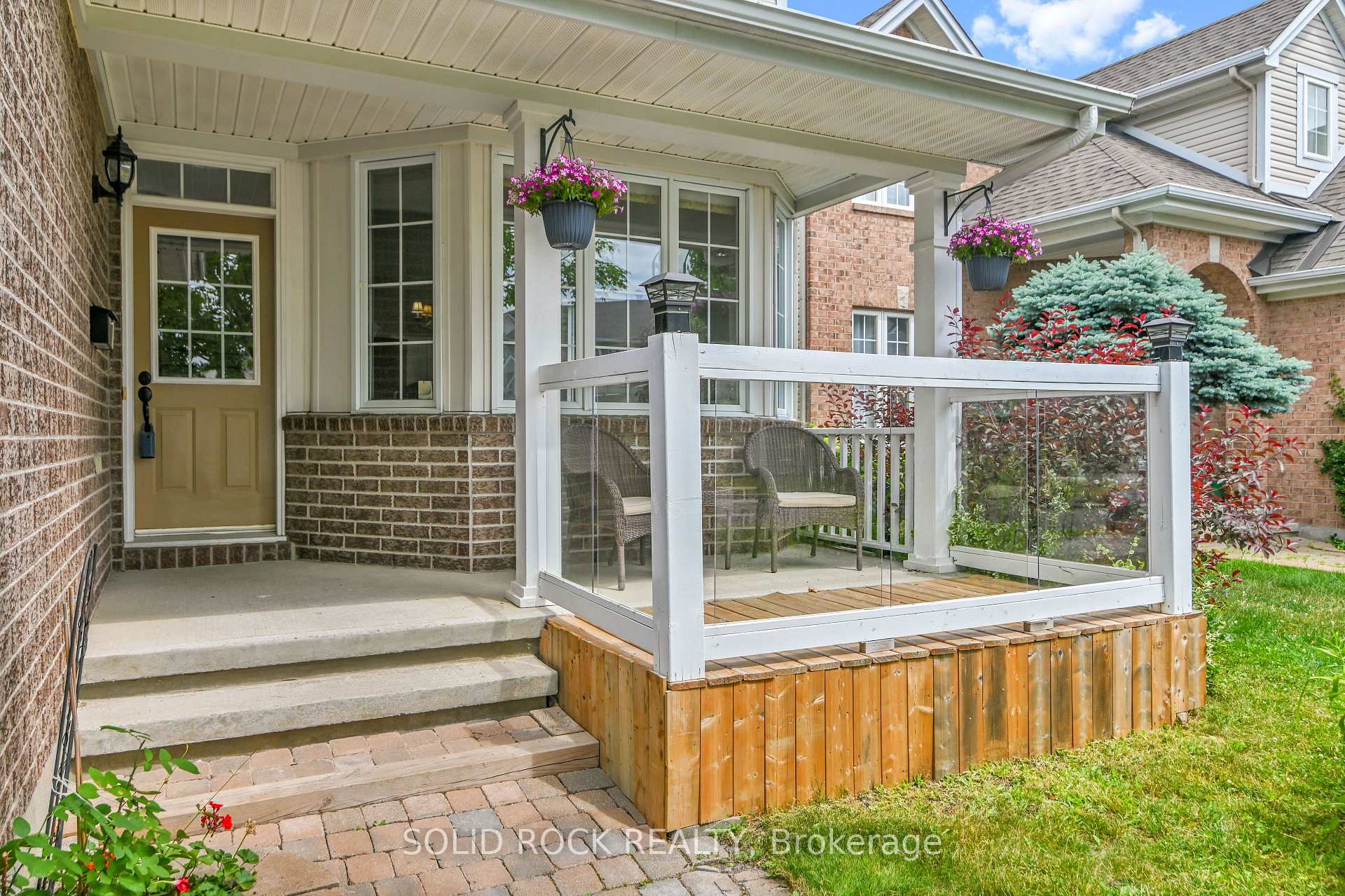 Photo 5 of 1824 McCallum Drive, Ottawa, Fallingbrook/Gardenway South — HOMEH
