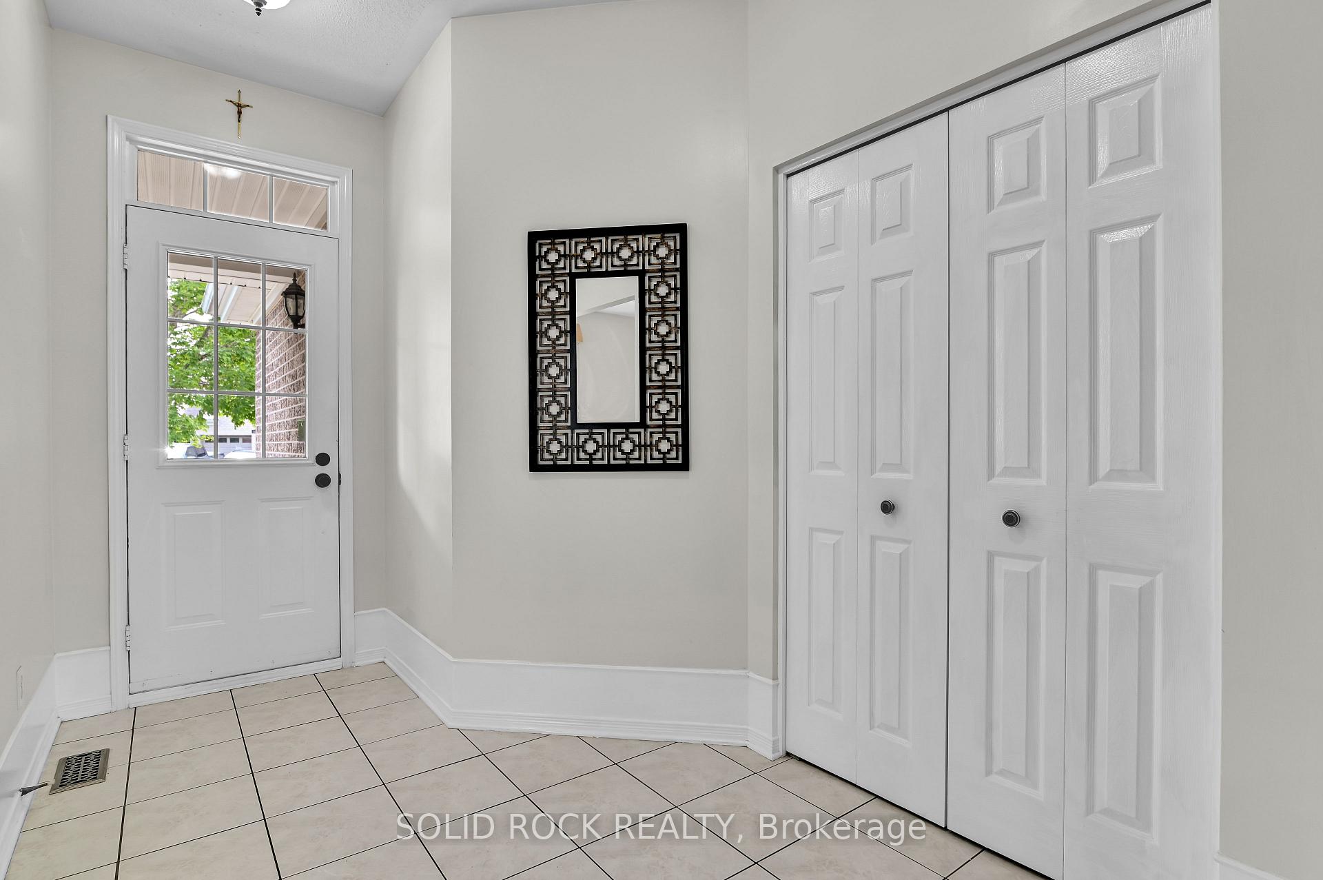 Photo 6 of 1824 McCallum Drive, Ottawa, Fallingbrook/Gardenway South — HOMEH