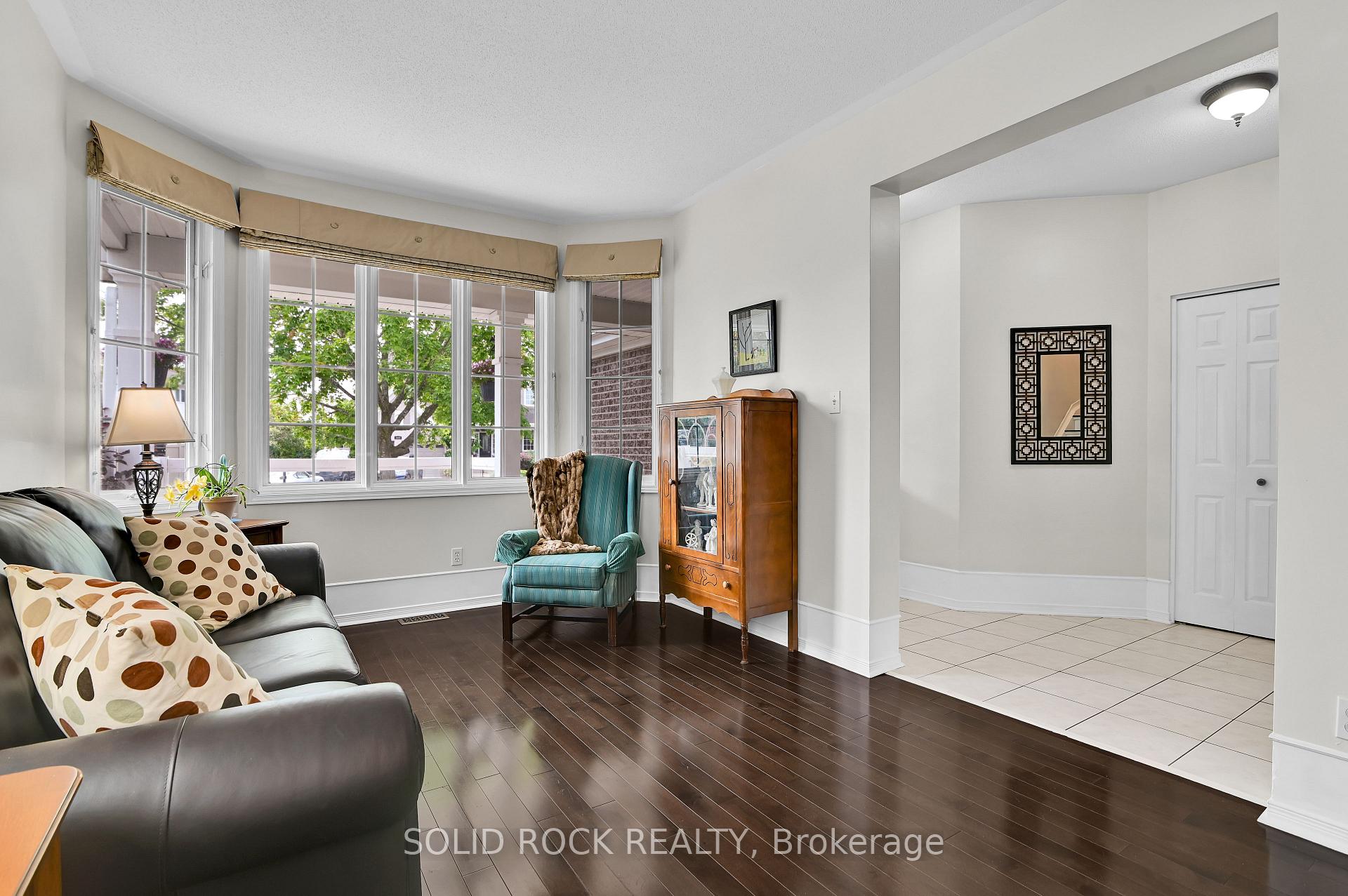 Photo 9 of 1824 McCallum Drive, Ottawa, Fallingbrook/Gardenway South — HOMEH