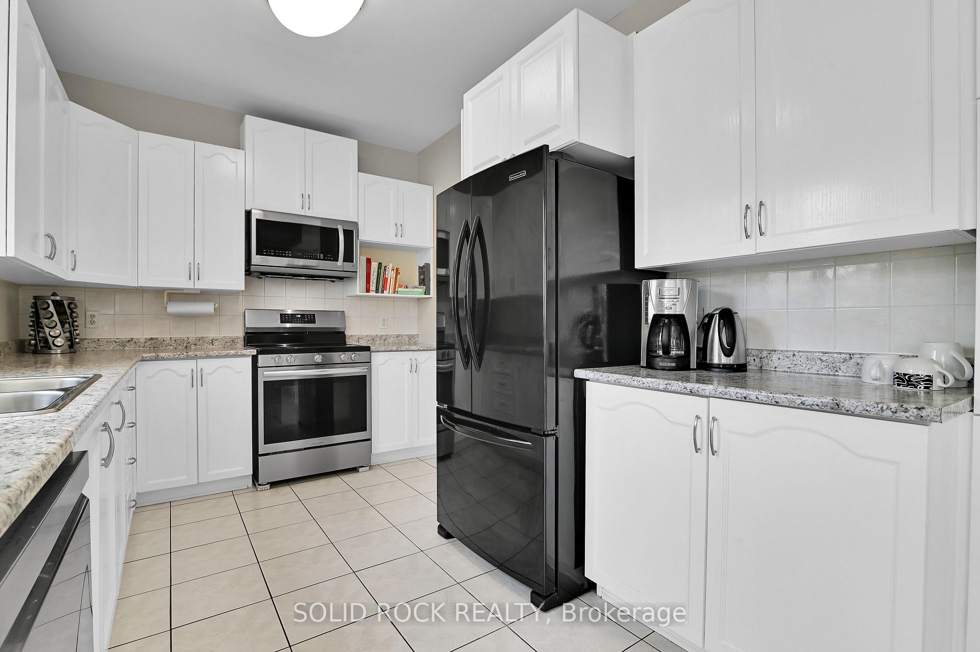 Photo 14 of 1824 McCallum Drive, Ottawa, Fallingbrook/Gardenway South — HOMEH