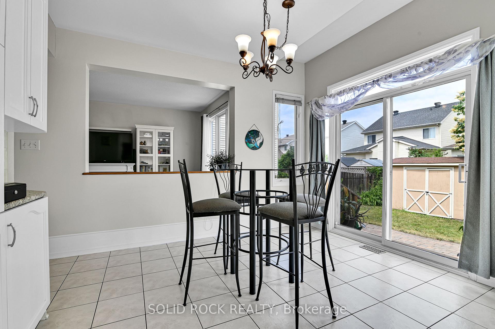 Photo 15 of 1824 McCallum Drive, Ottawa, Fallingbrook/Gardenway South — HOMEH