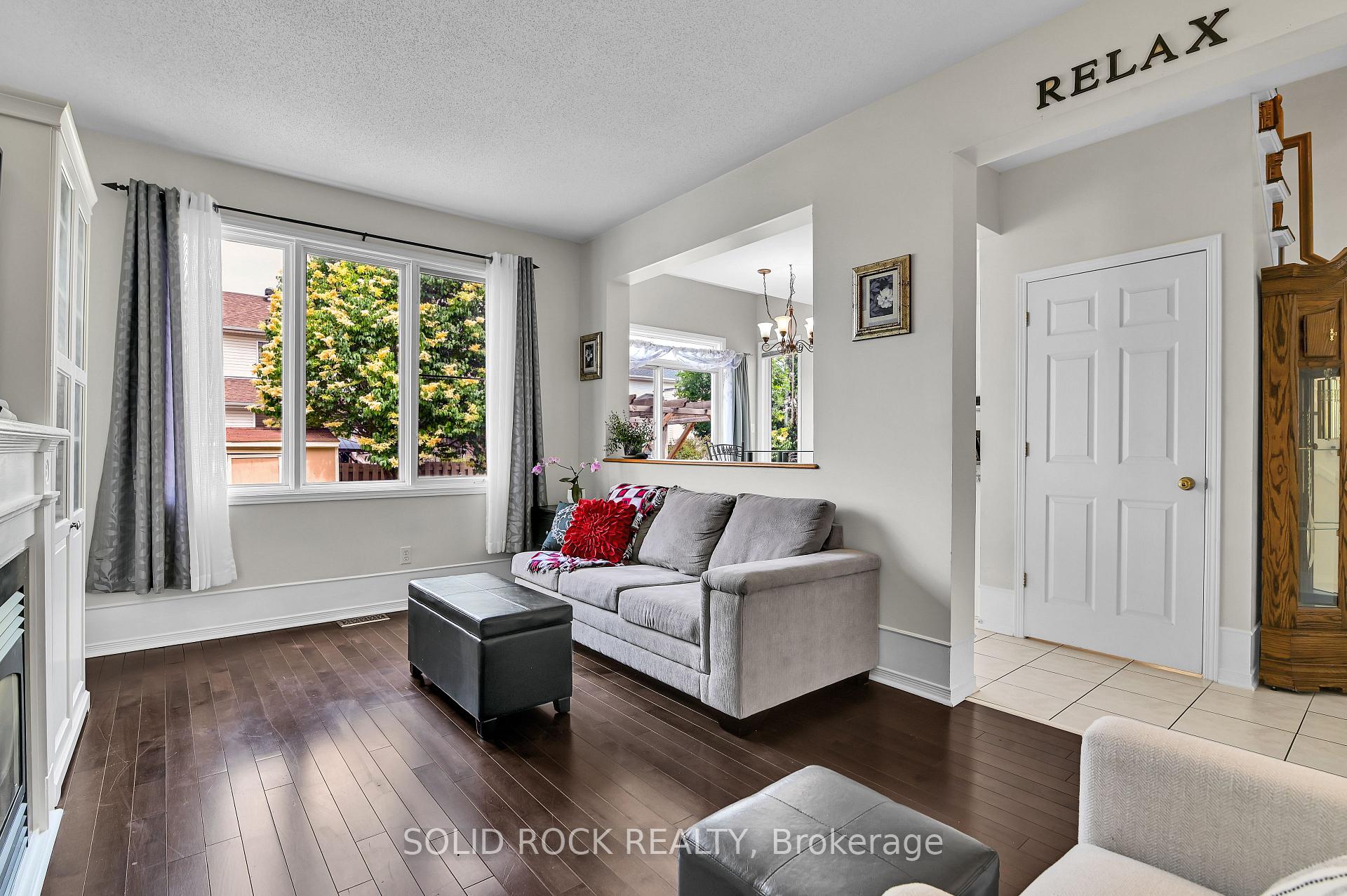 Photo 17 of 1824 McCallum Drive, Ottawa, Fallingbrook/Gardenway South — HOMEH