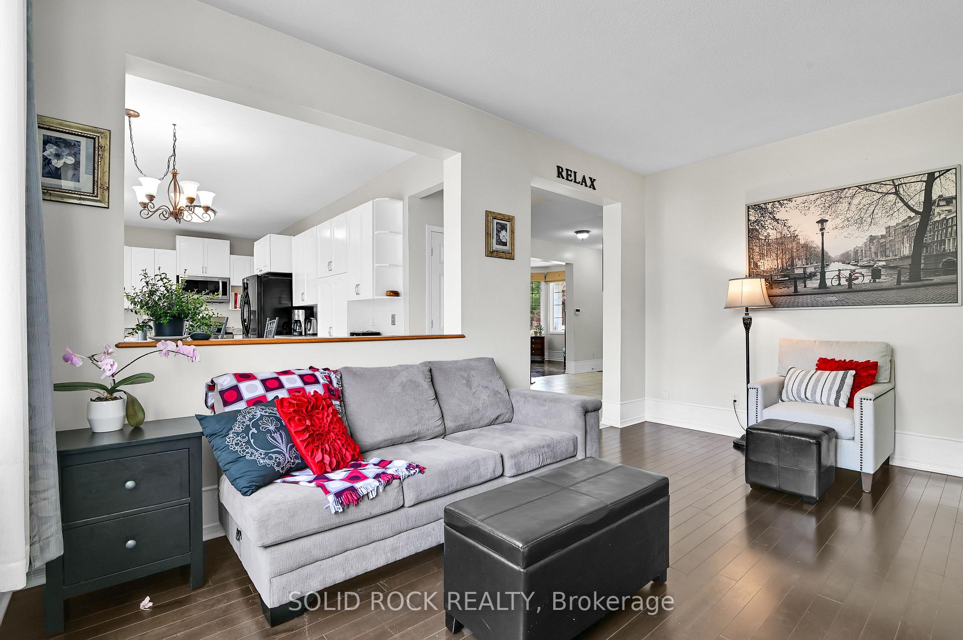 Photo 18 of 1824 McCallum Drive, Ottawa, Fallingbrook/Gardenway South — HOMEH
