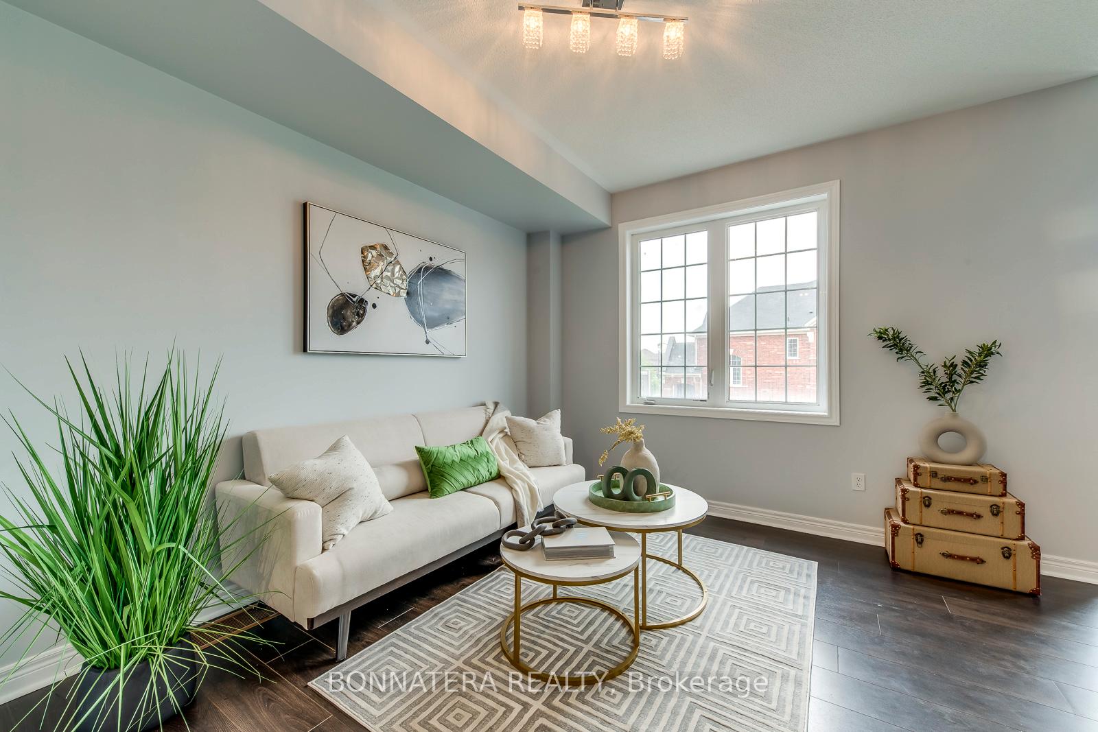 Photo 7 of 1102 Durno Court, Milton, Harrison — HOMEH