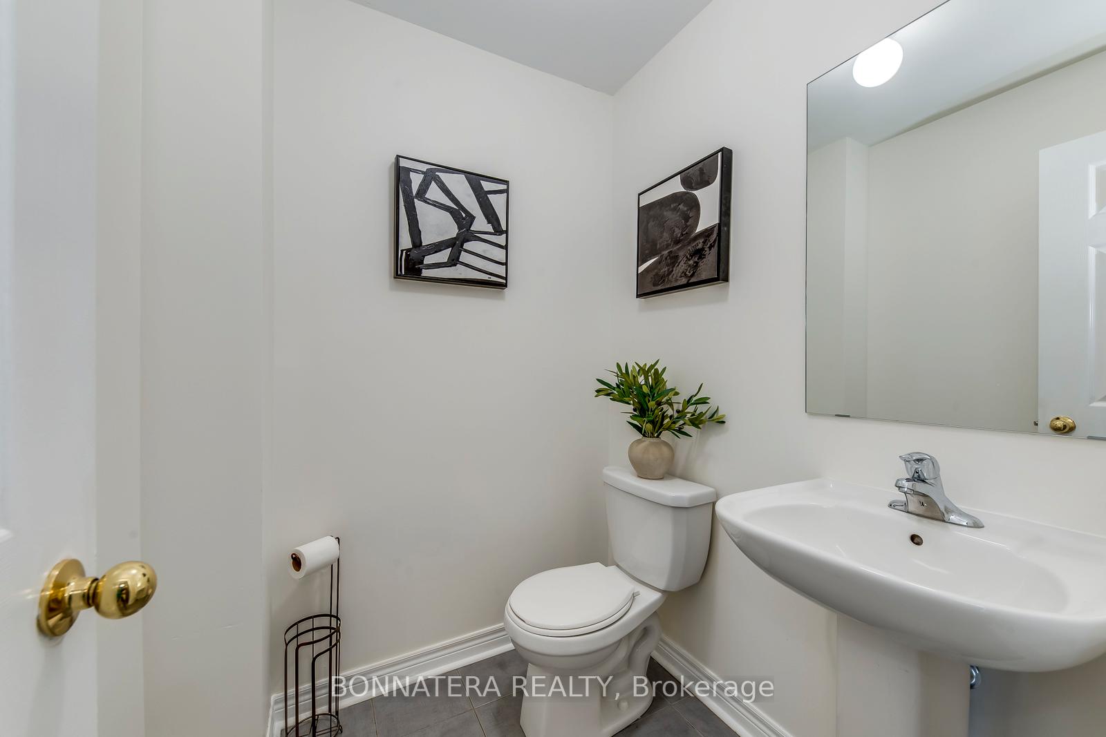 Photo 11 of 1102 Durno Court, Milton, Harrison — HOMEH