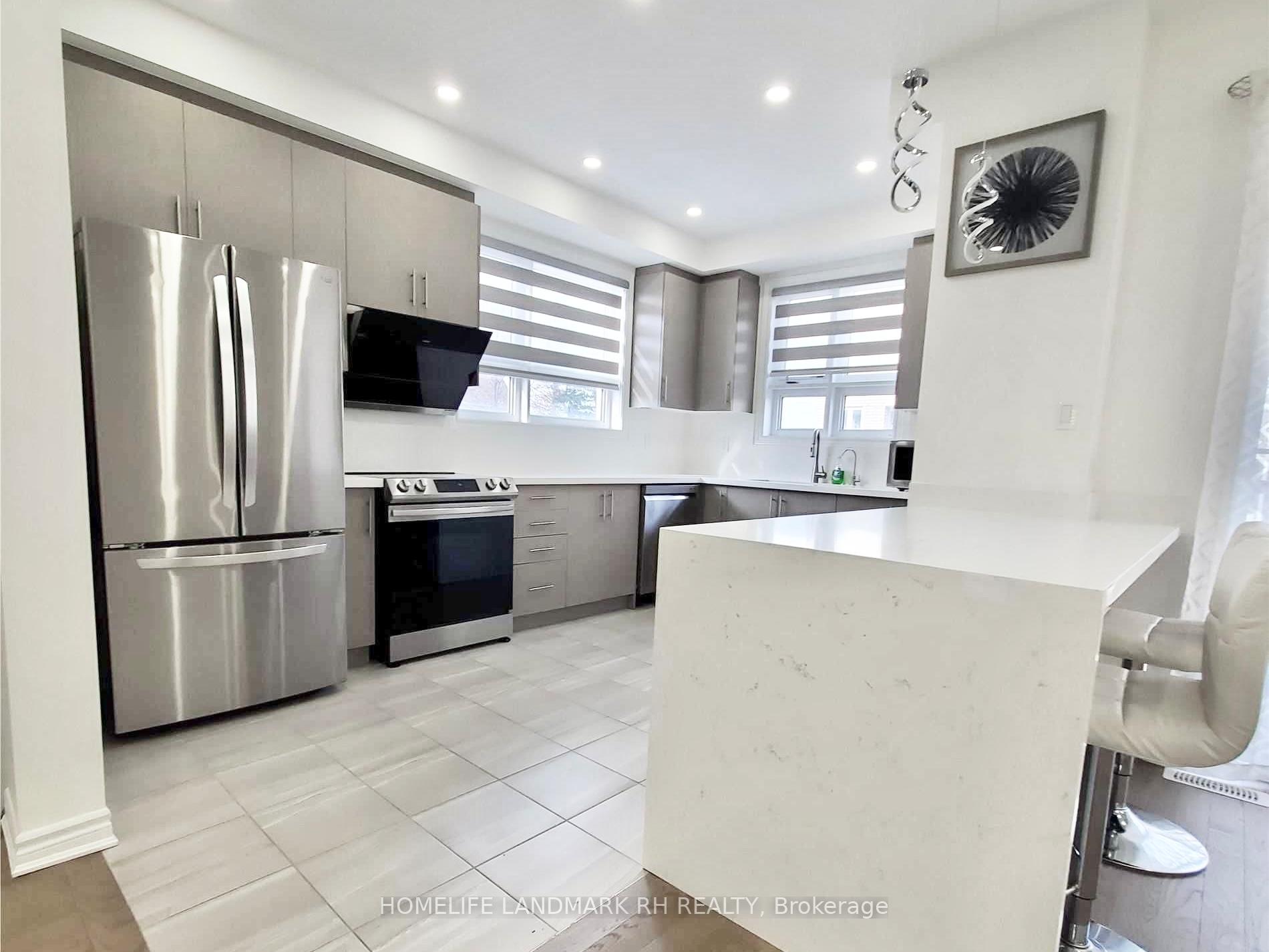 Photo 8 of 31 Chicago Lane, Markham, Wismer — HOMEH