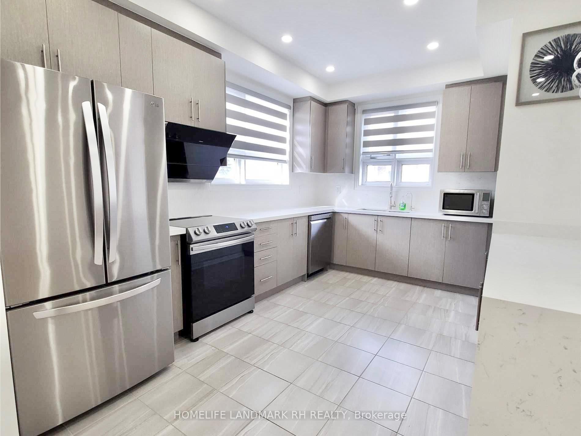 Photo 9 of 31 Chicago Lane, Markham, Wismer — HOMEH