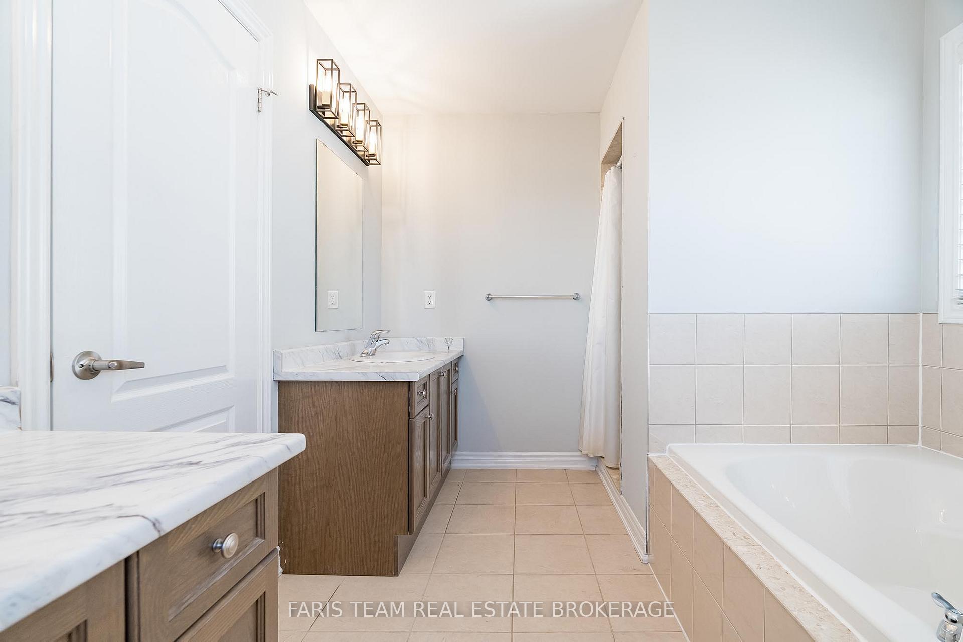 Photo 3 of 3137 Emperor Drive, Orillia — HOMEH
