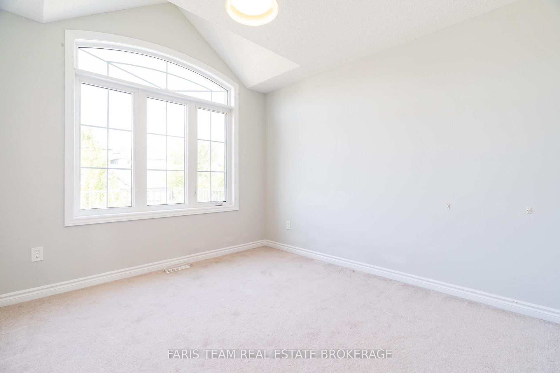 Photo 8 of 3137 Emperor Drive, Orillia — HOMEH