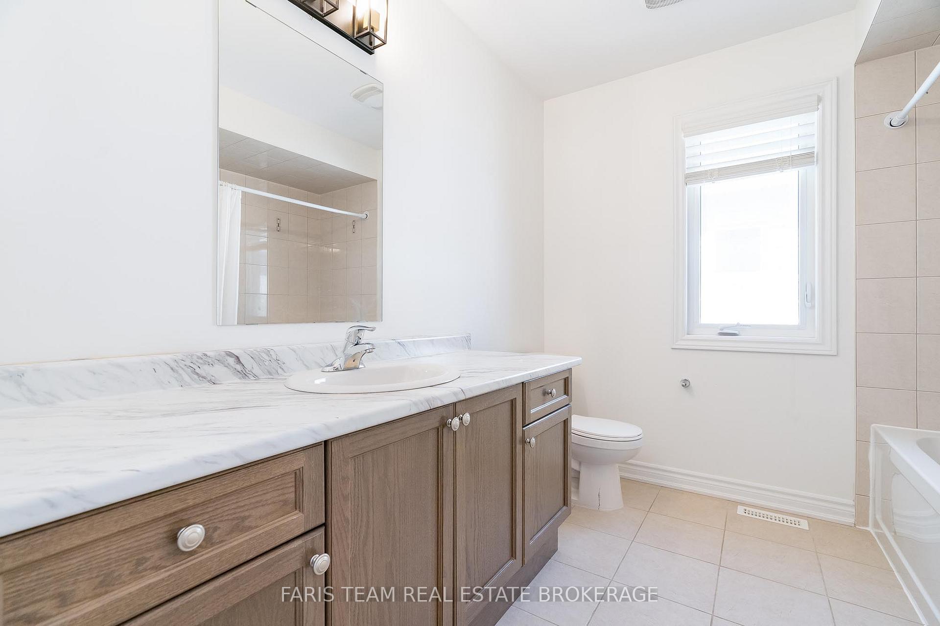 Photo 10 of 3137 Emperor Drive, Orillia — HOMEH
