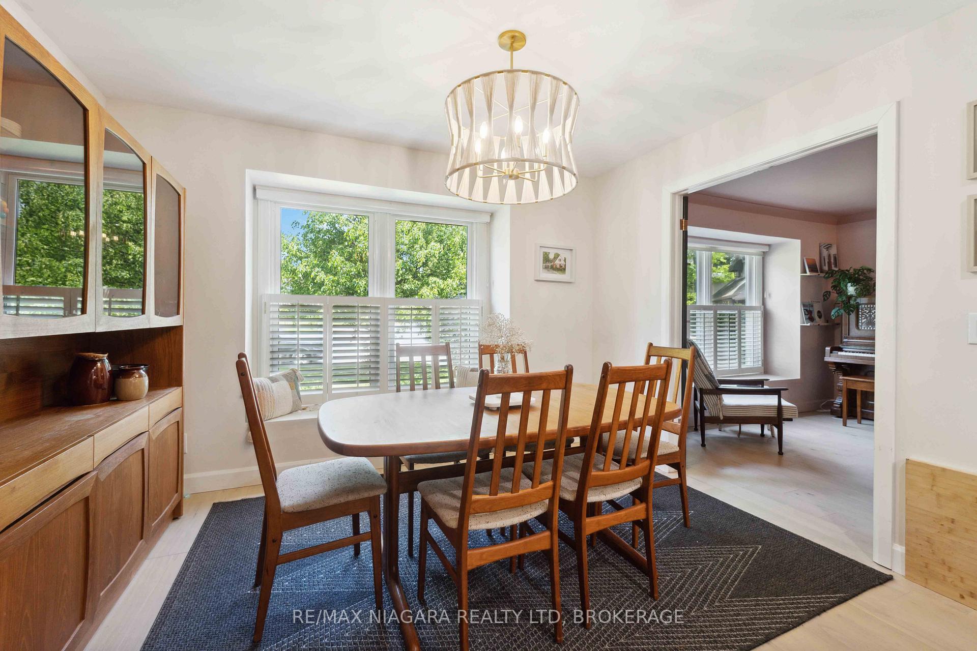 Photo 16 of 22 Berkhout Terrace, Pelham, Fonthill — HOMEH