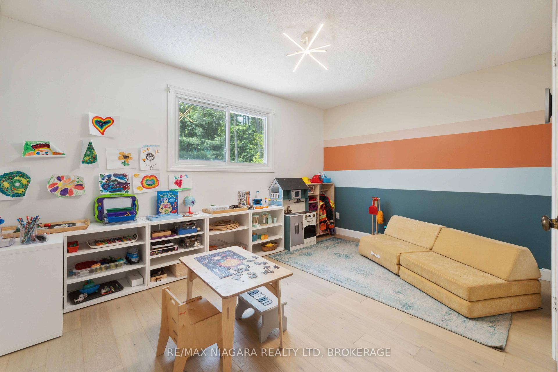 Photo 28 of 22 Berkhout Terrace, Pelham, Fonthill — HOMEH