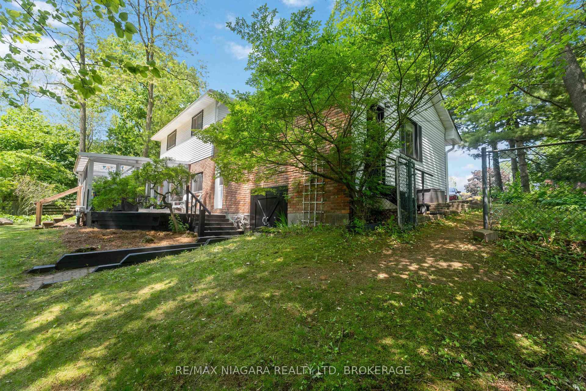 Photo 42 of 22 Berkhout Terrace, Pelham, Fonthill — HOMEH