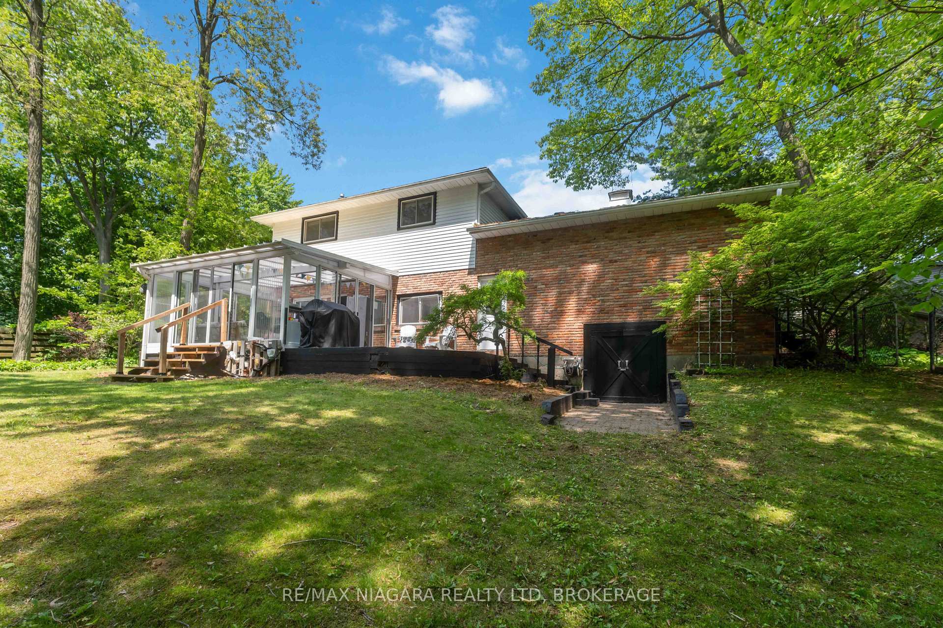 Photo 44 of 22 Berkhout Terrace, Pelham, Fonthill — HOMEH