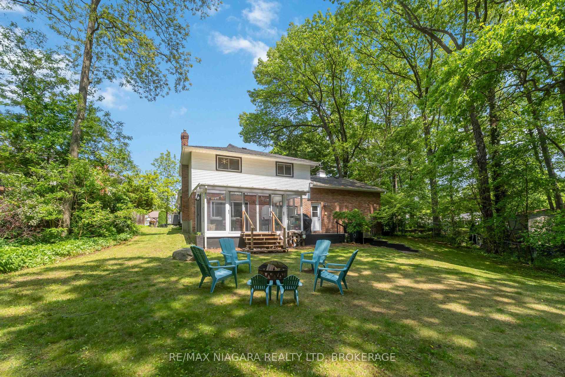 Photo 48 of 22 Berkhout Terrace, Pelham, Fonthill — HOMEH