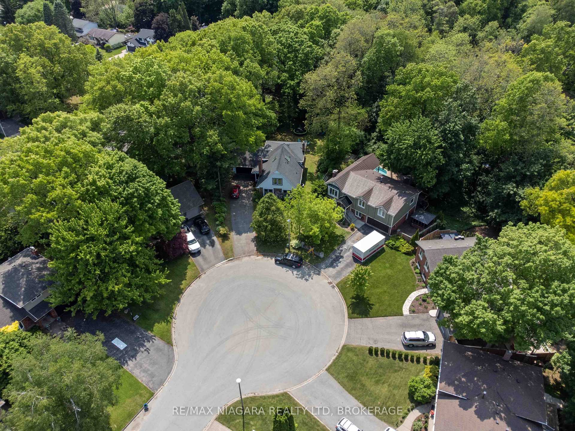 Photo 49 of 22 Berkhout Terrace, Pelham, Fonthill — HOMEH
