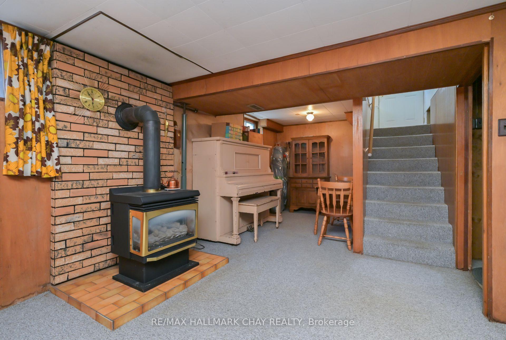 Photo 19 of 20 Leach Street, Orillia — HOMEH