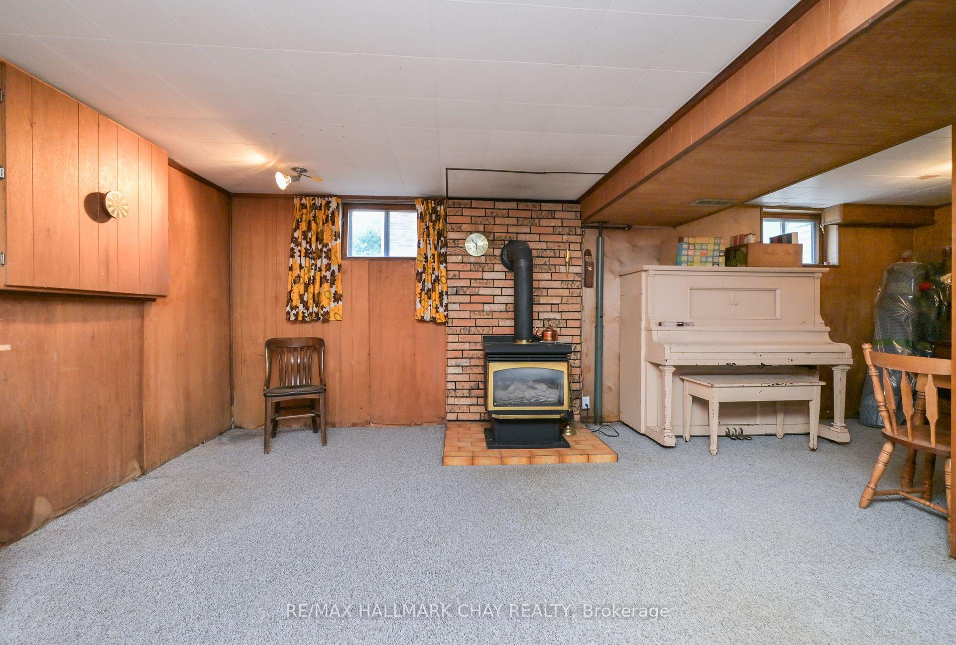 Photo 20 of 20 Leach Street, Orillia — HOMEH