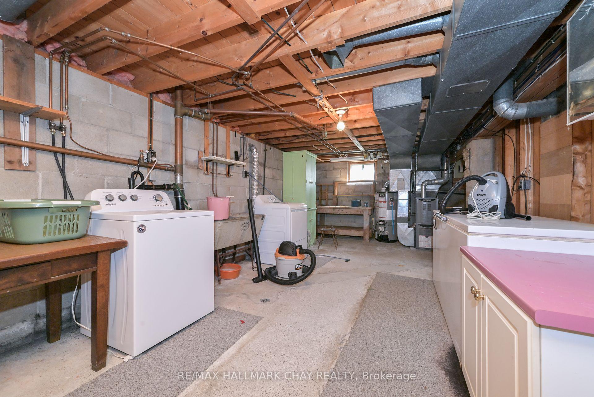Photo 22 of 20 Leach Street, Orillia — HOMEH