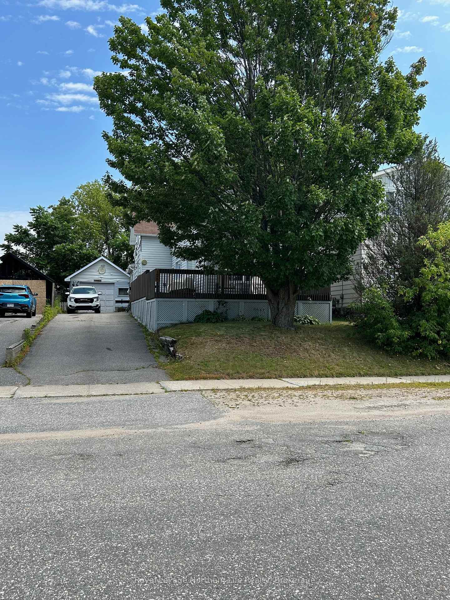 Photo 2 of 128 Victoria Street E, North Bay, Central — HOMEH