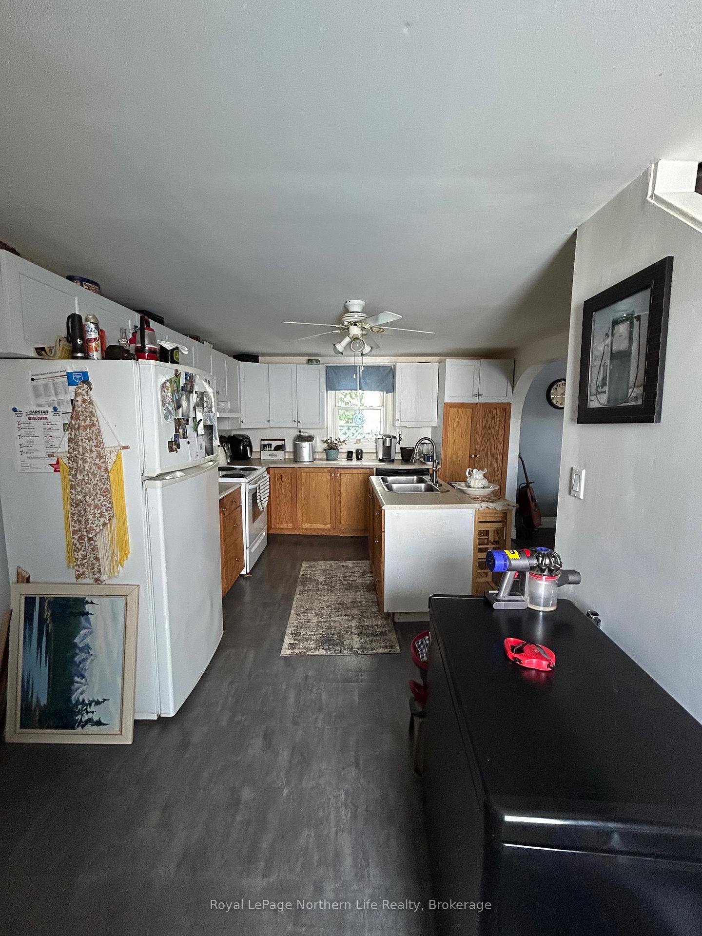 Photo 7 of 128 Victoria Street E, North Bay, Central — HOMEH