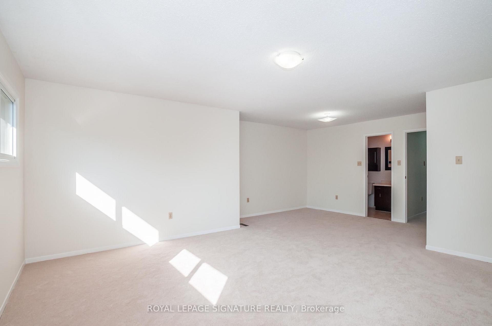 Photo 14 of 45 Augusta Court, Markham, Royal Orchard — HOMEH