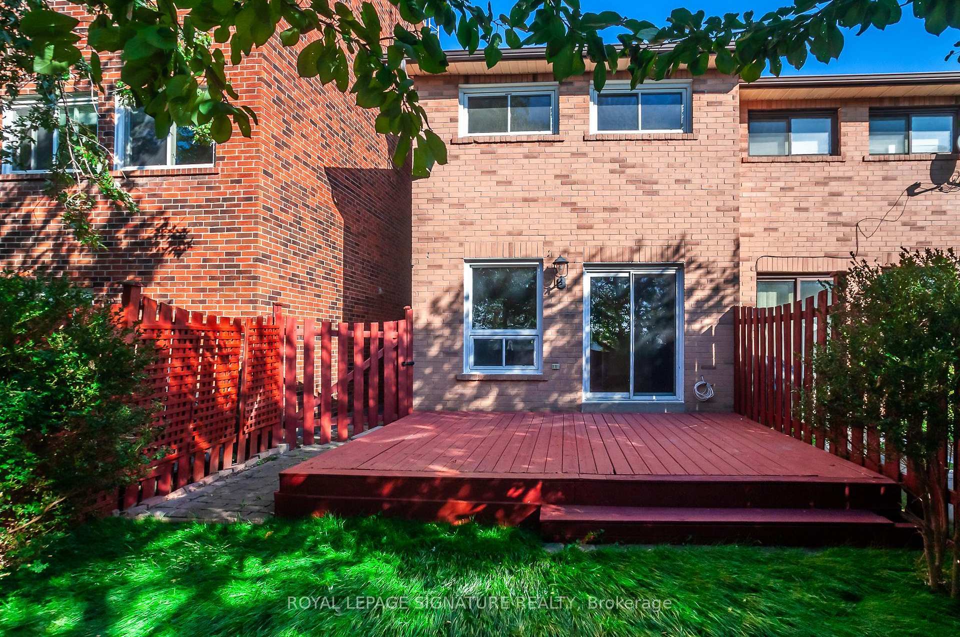 Photo 22 of 45 Augusta Court, Markham, Royal Orchard — HOMEH