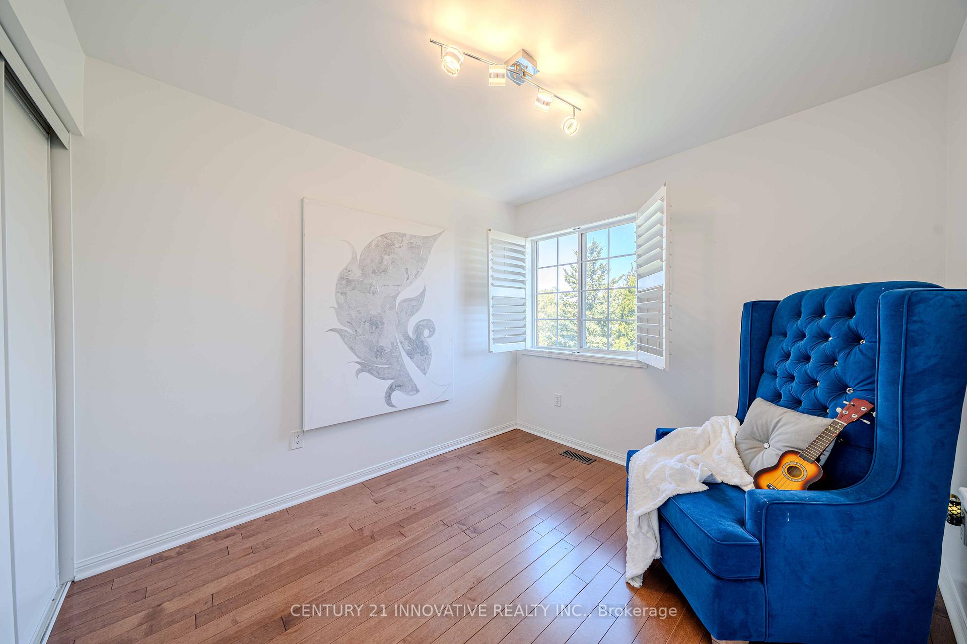 Photo 19 of 1633 Gowling Terrace, Milton, Clarke — HOMEH