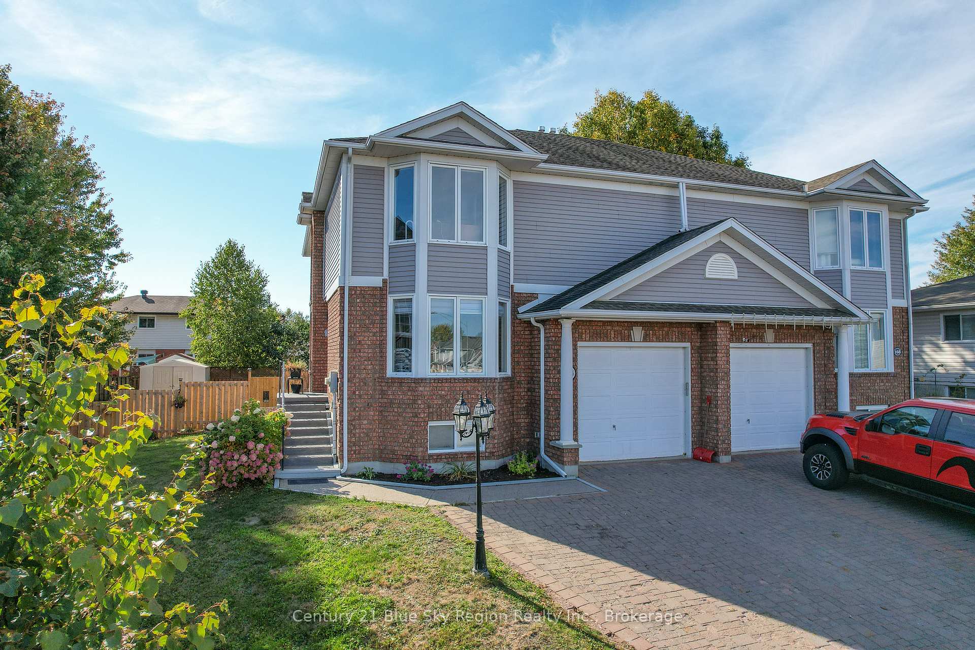 Photo 1 of 166 Cloverbrae Crescent, North Bay, Ferris — HOMEH