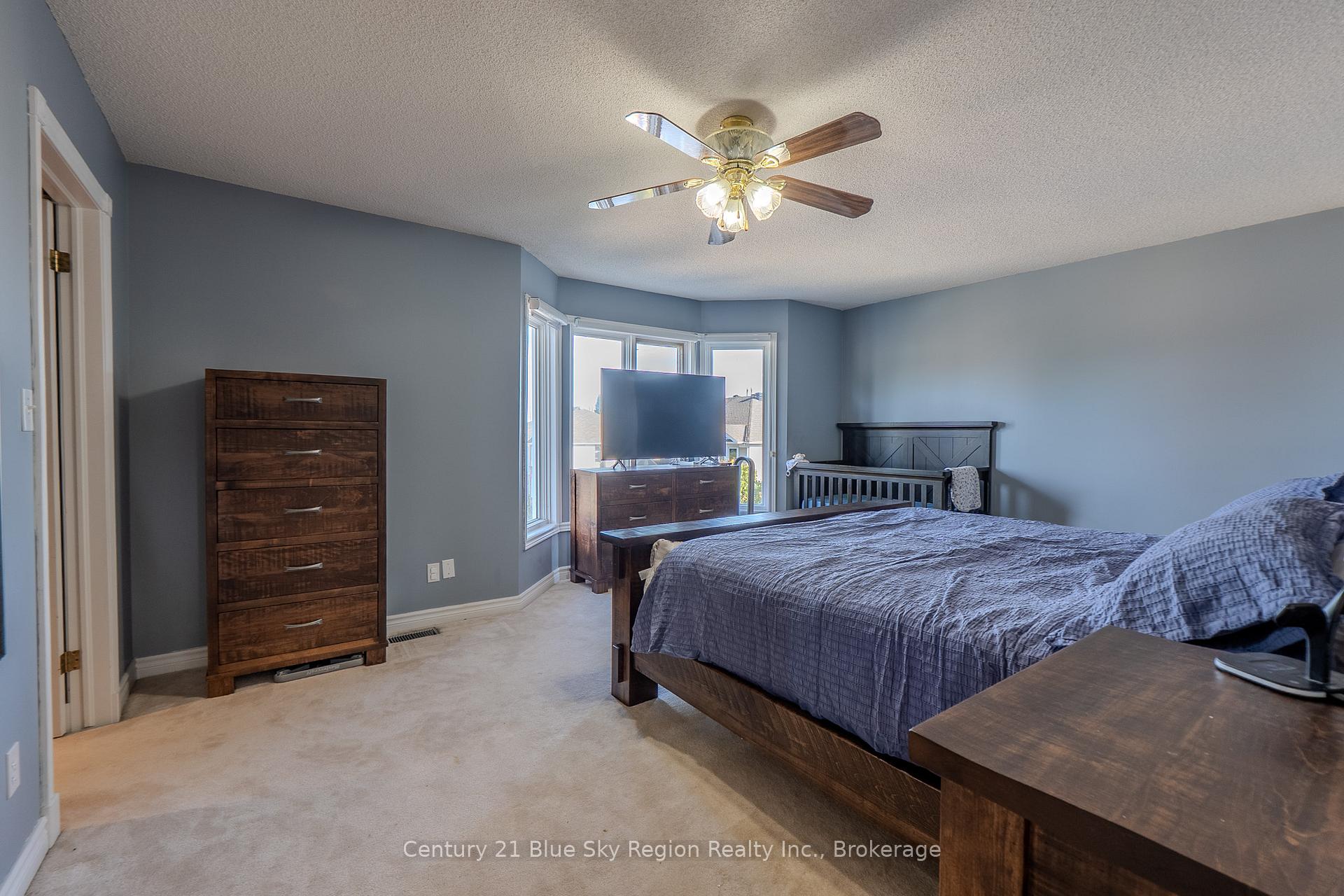 Photo 21 of 166 Cloverbrae Crescent, North Bay, Ferris — HOMEH