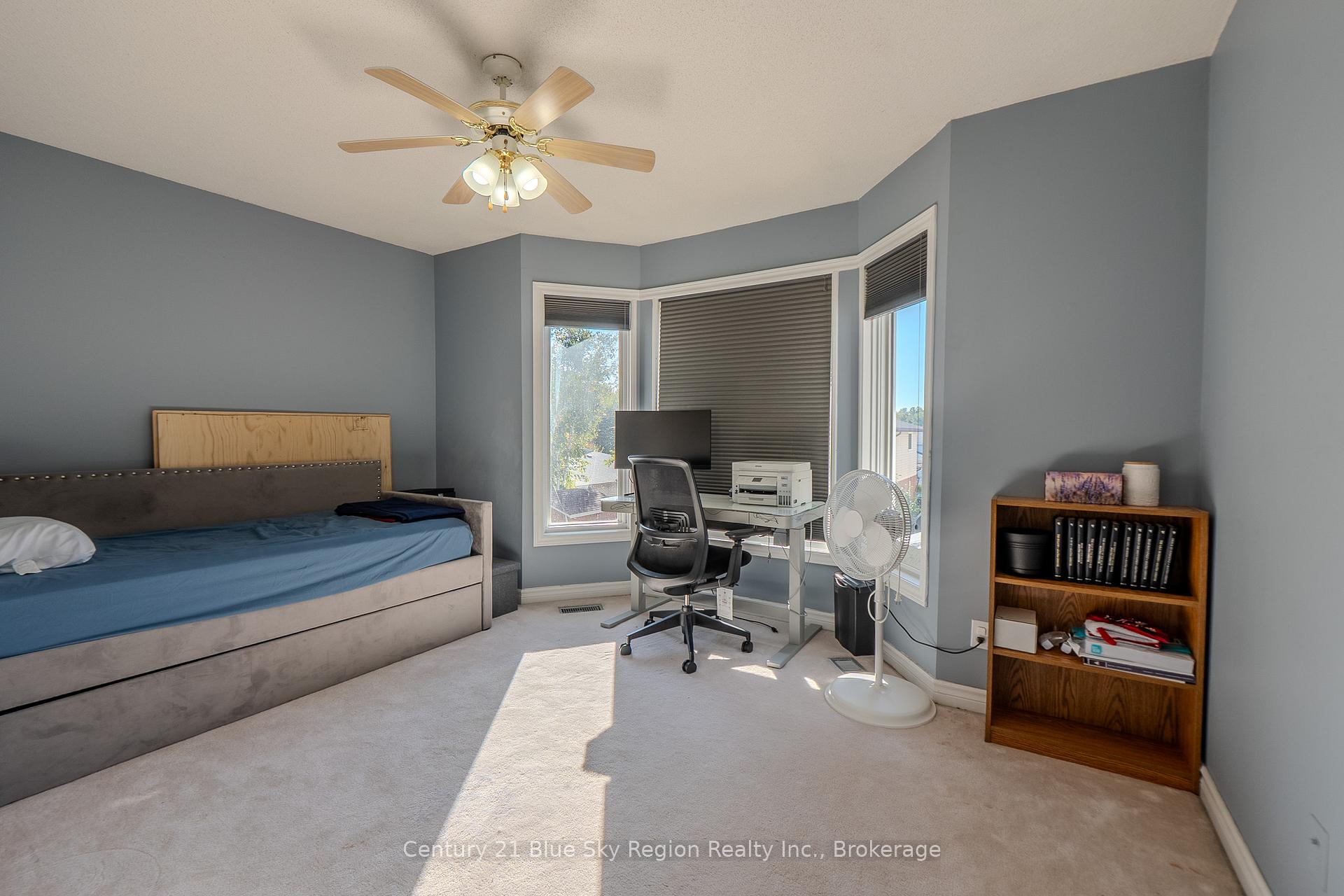 Photo 23 of 166 Cloverbrae Crescent, North Bay, Ferris — HOMEH